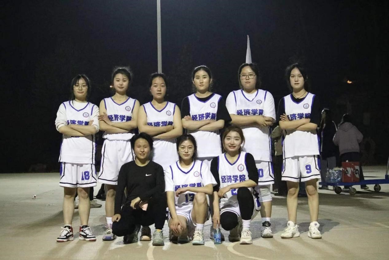女篮合照3.jpg