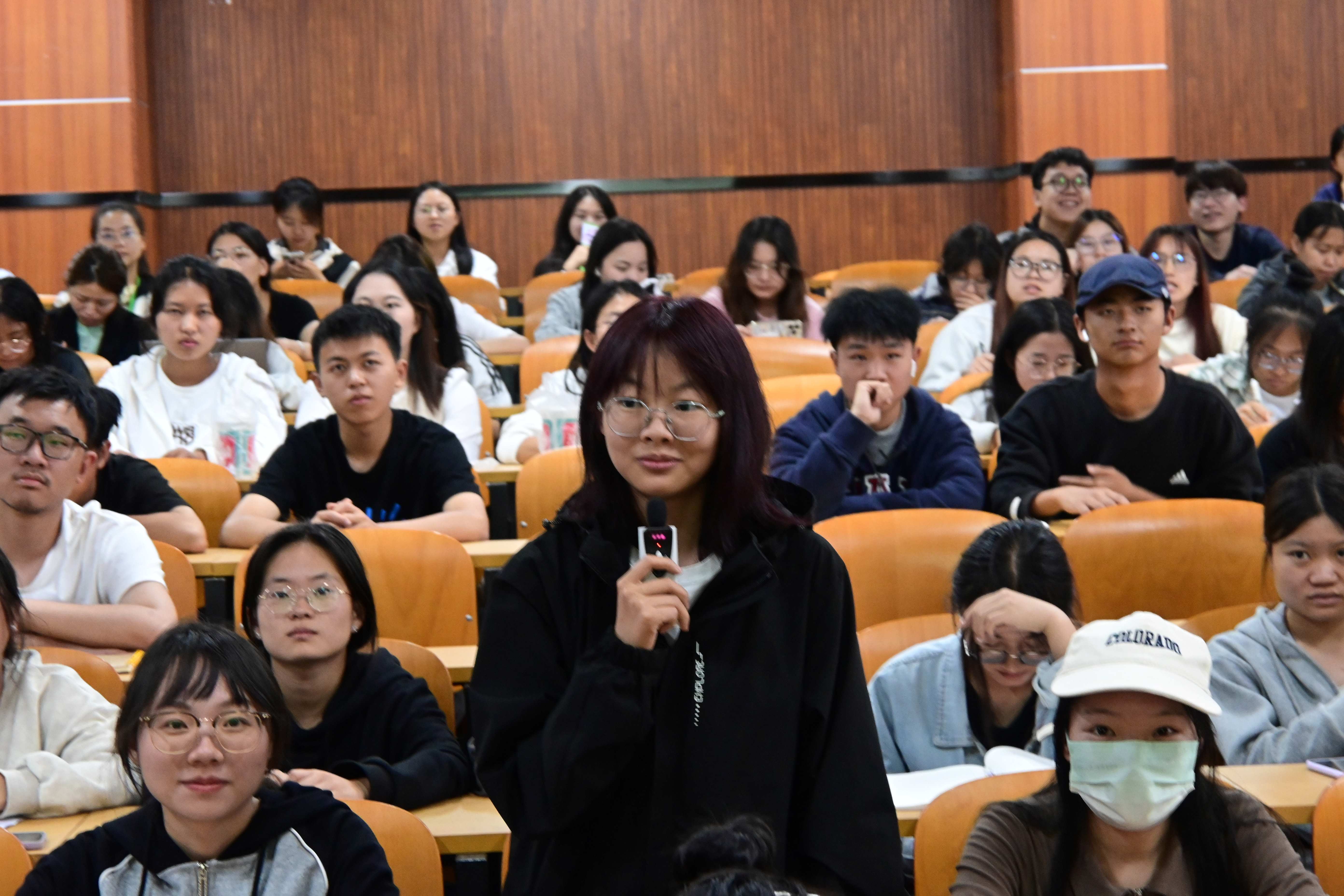 mmexport1715480560608 mmexport1715480560608